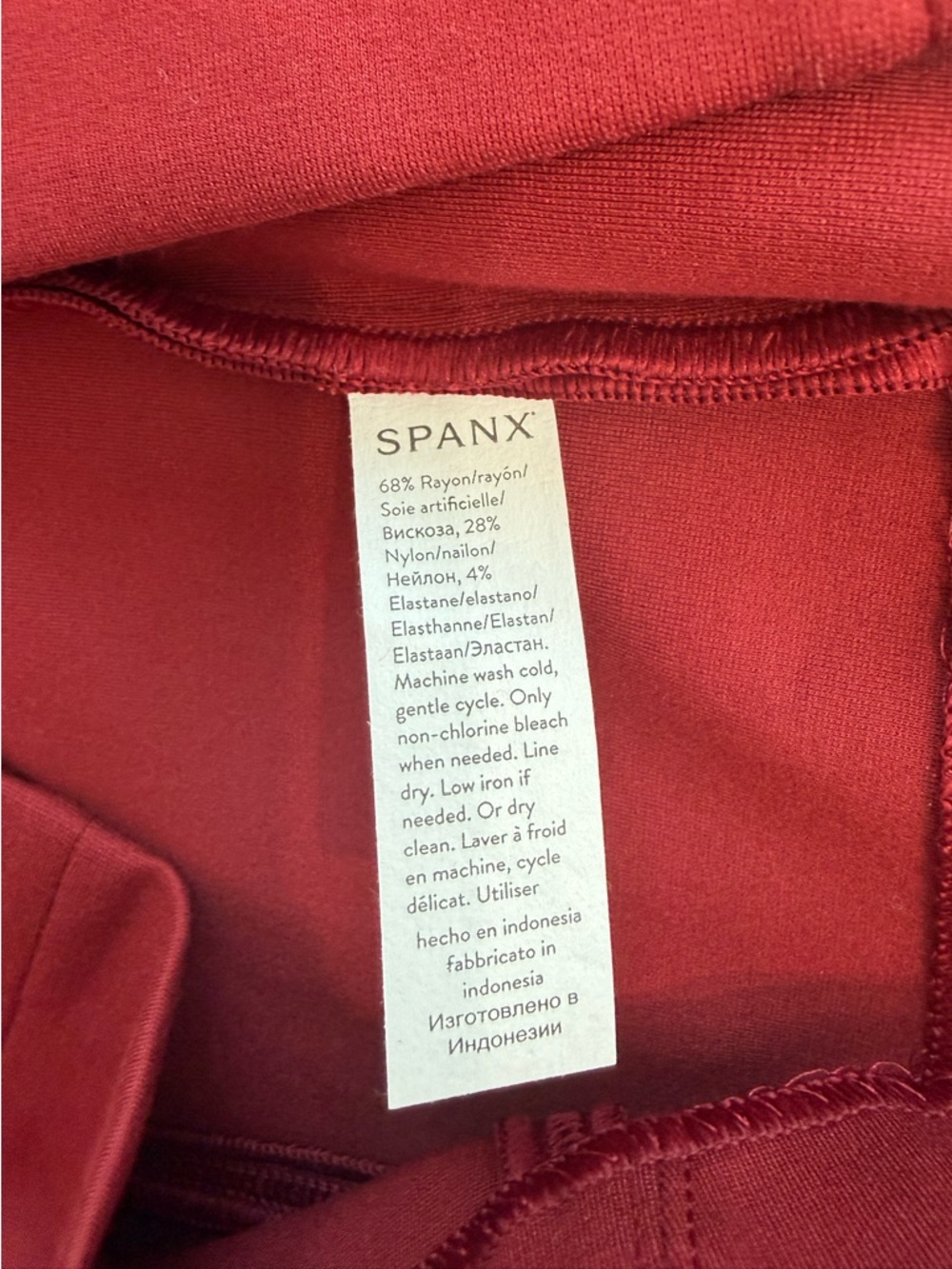 SPANX The Perfect V Neck Top Women’s Size L - Picture 9 of 9